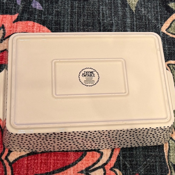 Chic Rectangular Baking Dish - Picture 4 of 5